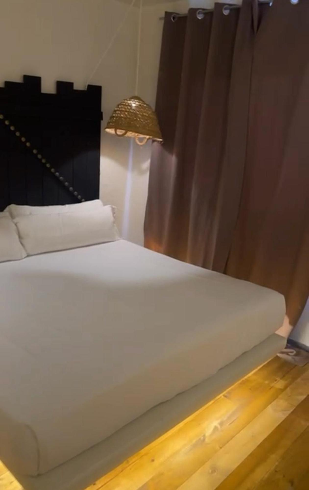 Paiise Hotels Sant Francesc de s'Estany Extérieur photo