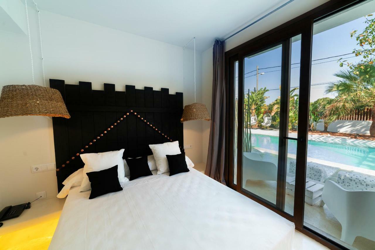 Paiise Hotels Sant Francesc de s'Estany Extérieur photo