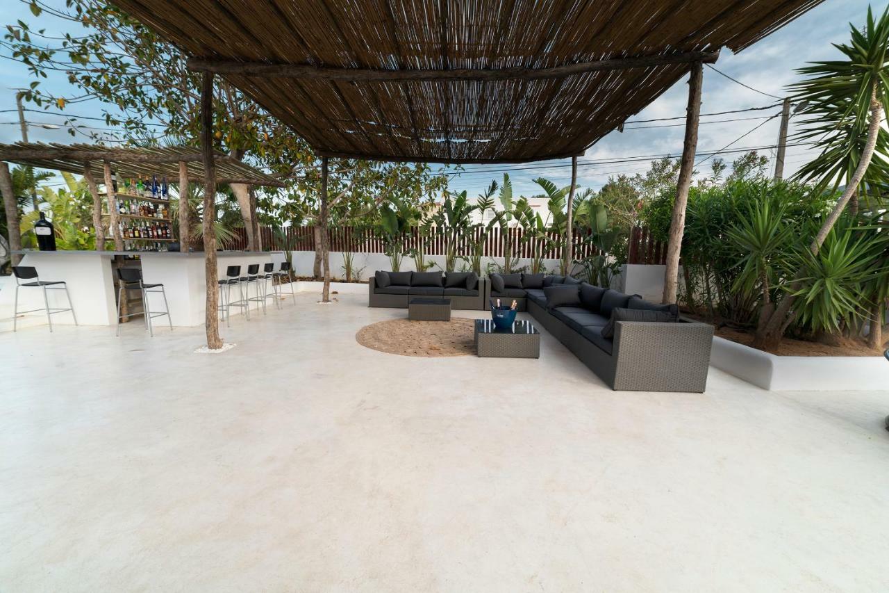 Paiise Hotels Sant Francesc de s'Estany Extérieur photo